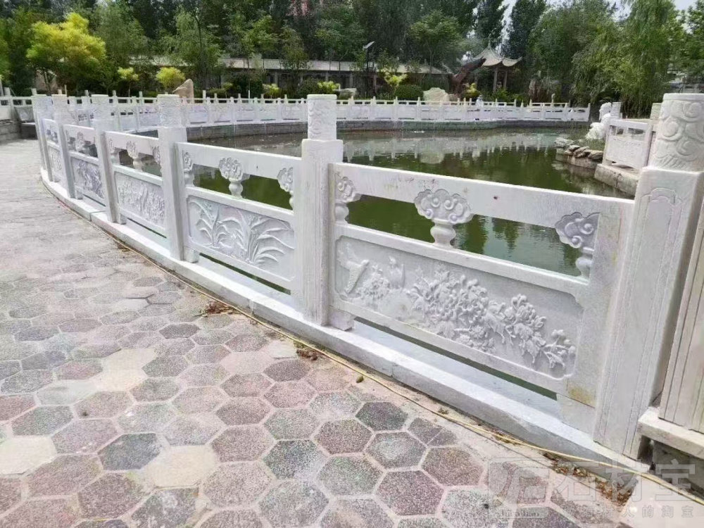石栏杆