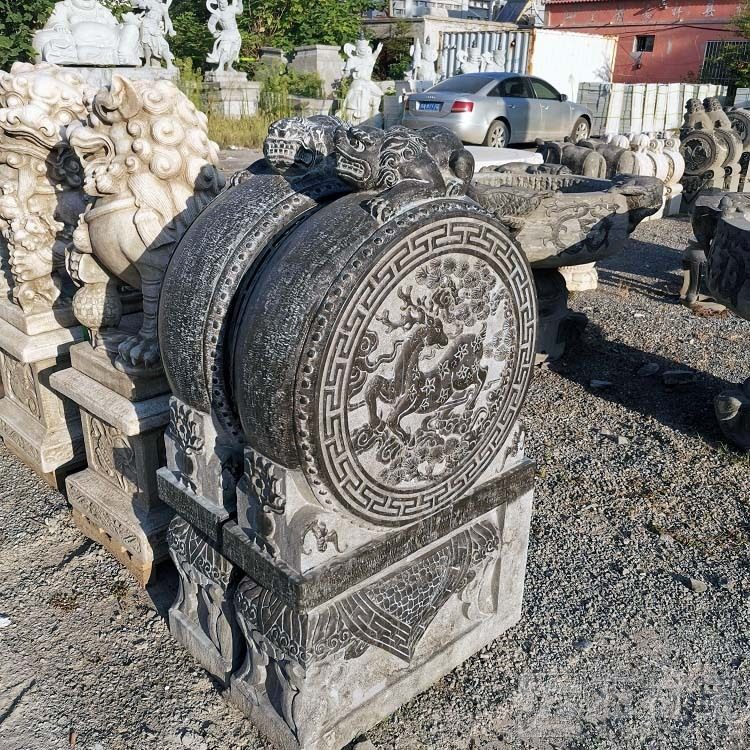 抱鼓石