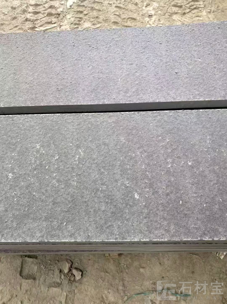 蒙古黑火烧面