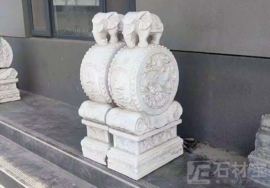 大象抱鼓石