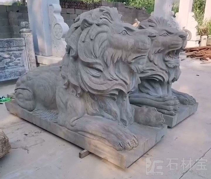 石雕狮子