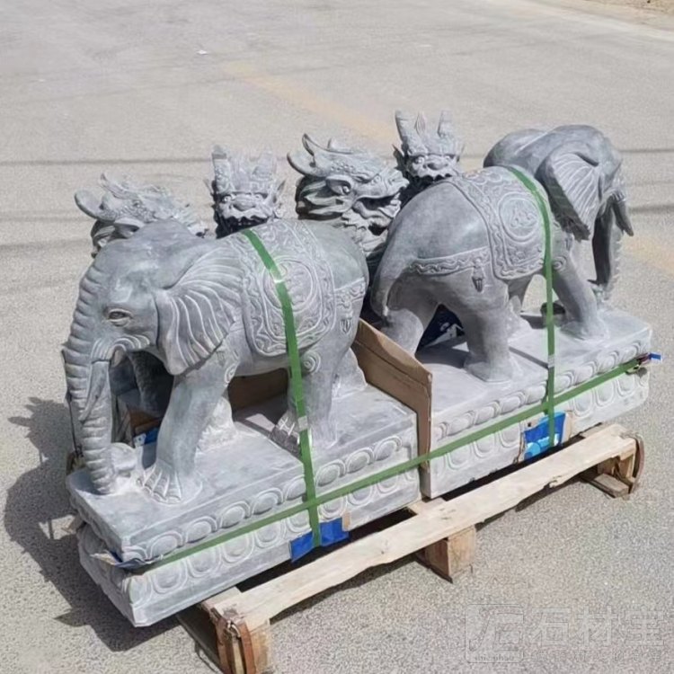 大门口石雕小象