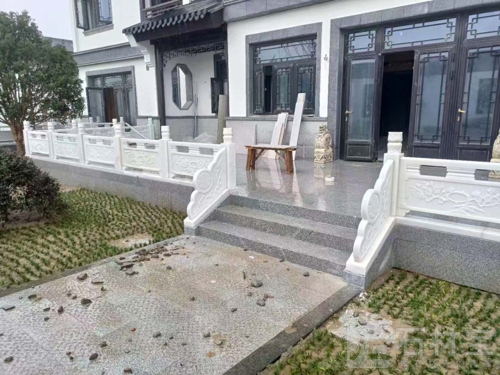 石栏杆