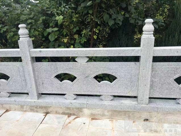石栏杆
