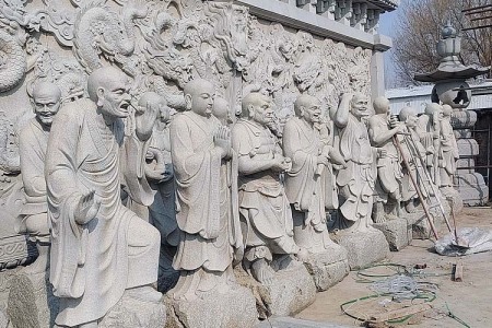十八罗汉雕像