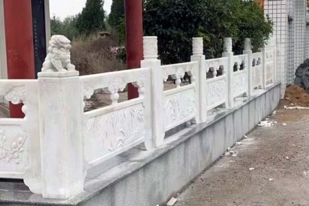 石栏杆