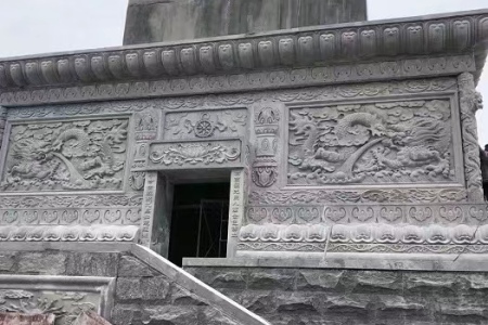 石雕佛塔