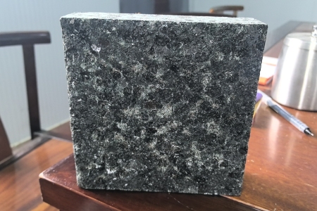 易县黑G137黑金钻菠萝面，自然面