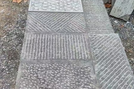 錾道面青石板地铺石