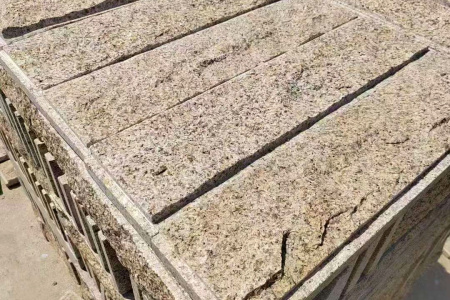 黄锈石蘑菇石