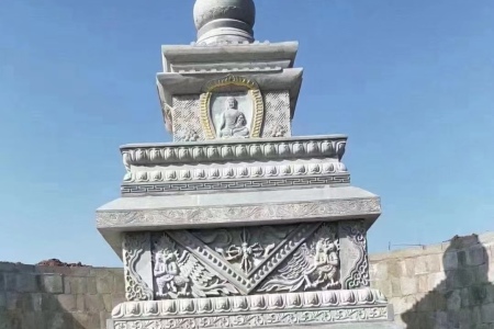 石雕佛塔