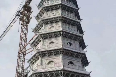 石雕佛塔