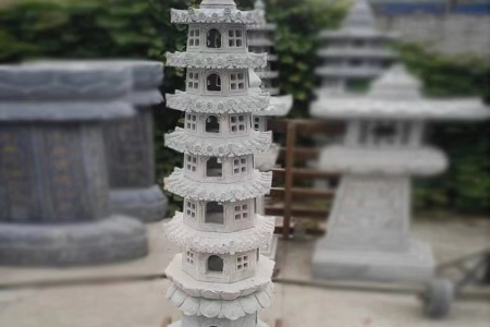 石雕佛塔
