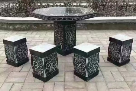 石桌石凳