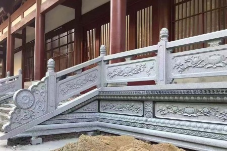 石栏杆