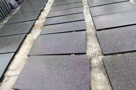 钟山青地铺石