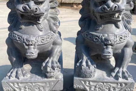 仿古石狮子