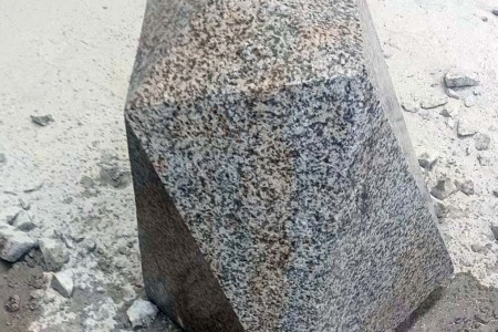 异型挡车石