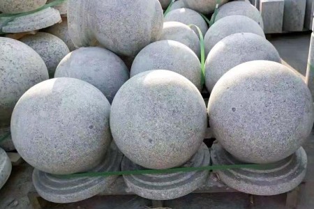 挡车石球