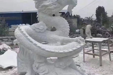 石雕龙