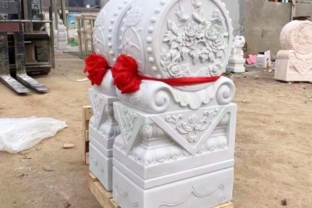 大门口抱鼓