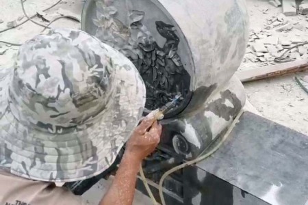 抱鼓石加工