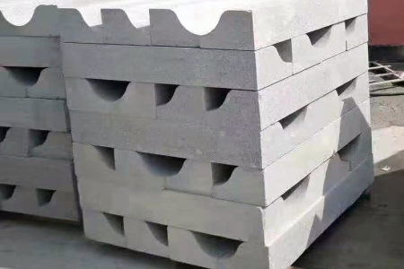 路沿石