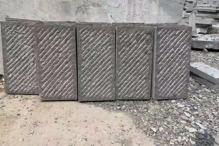 青石錾道面