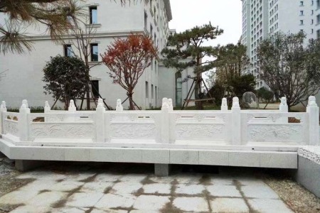 石栏杆