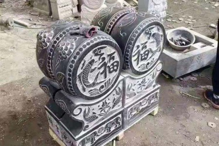 抱鼓石