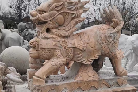 晚霞红石麒麟