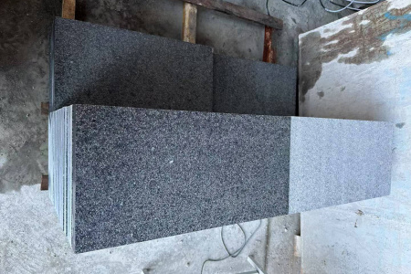 广东芝麻黑规格板