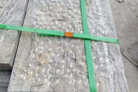 青石菠萝面
