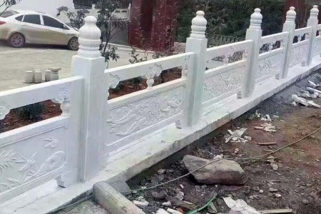 石护栏