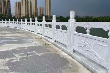 石护栏