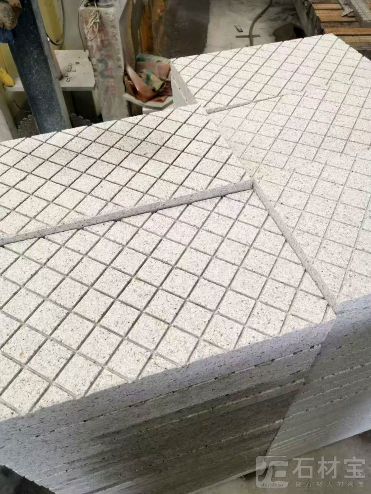 黄锈石地铺石