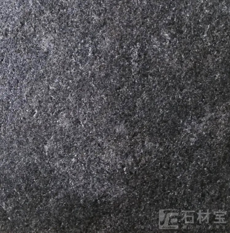 青格里黑·帝王黑火烧面