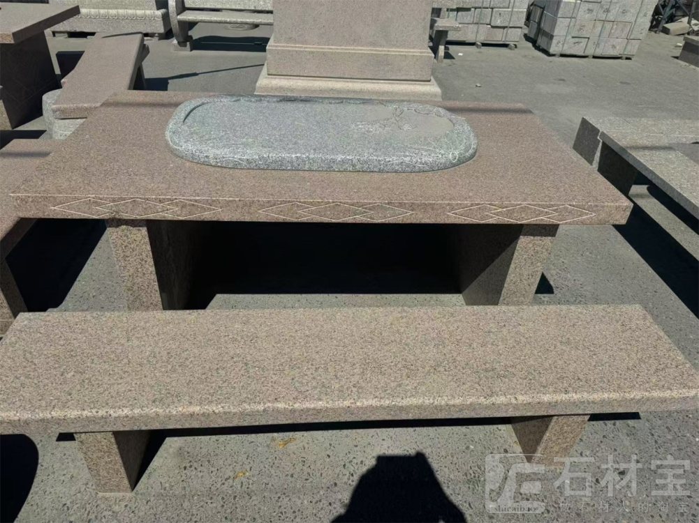 石椅