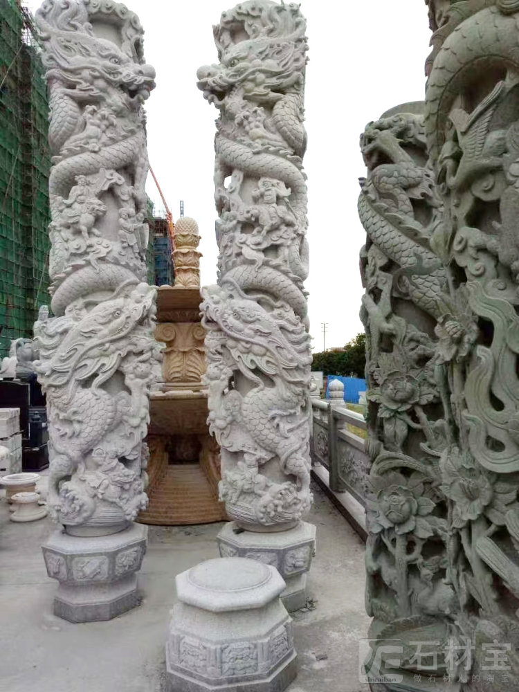 龙纹柱