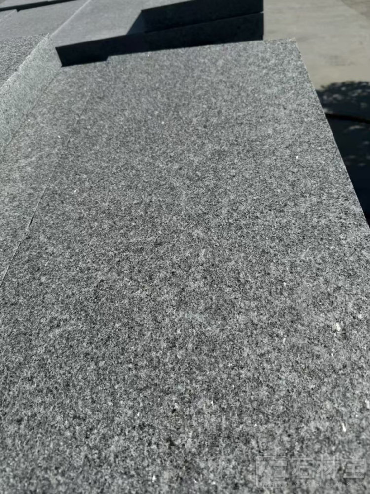 鲁灰火烧面