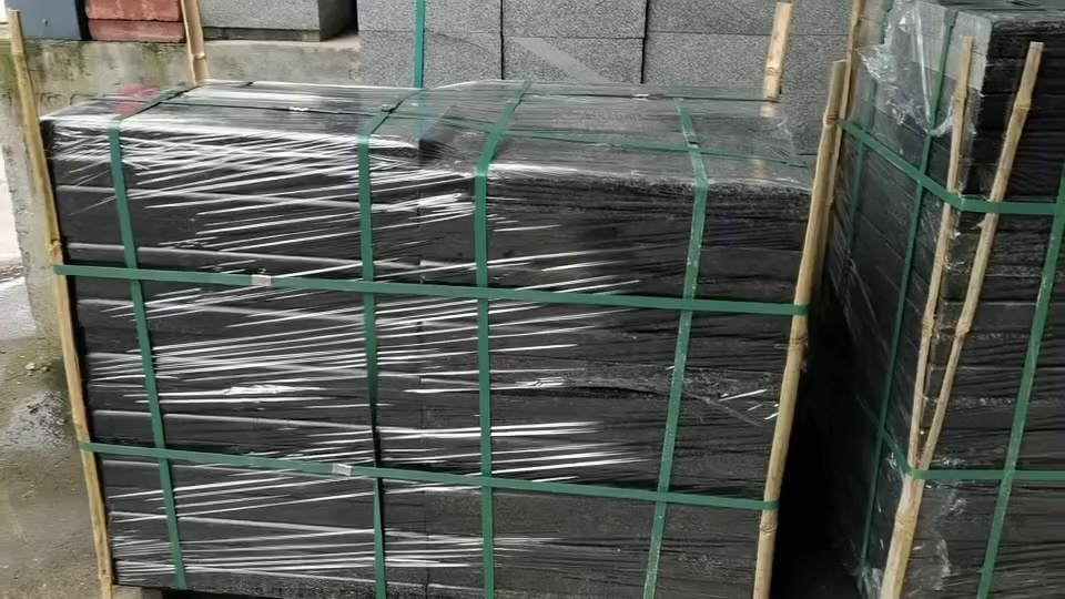 钟山青