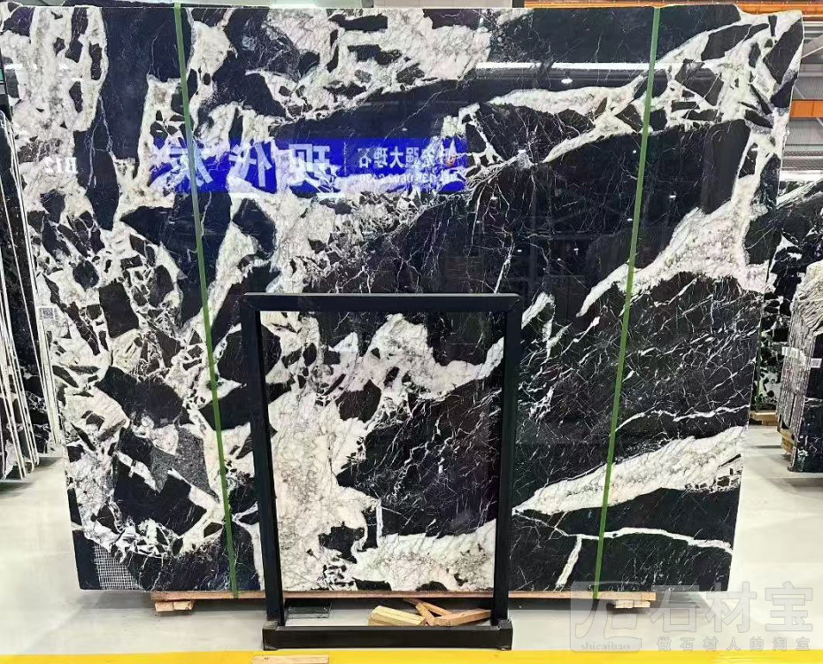 宝格丽黑