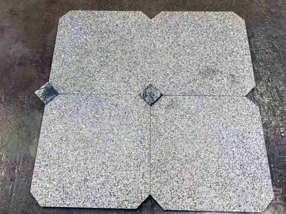 白锈石地铺石
