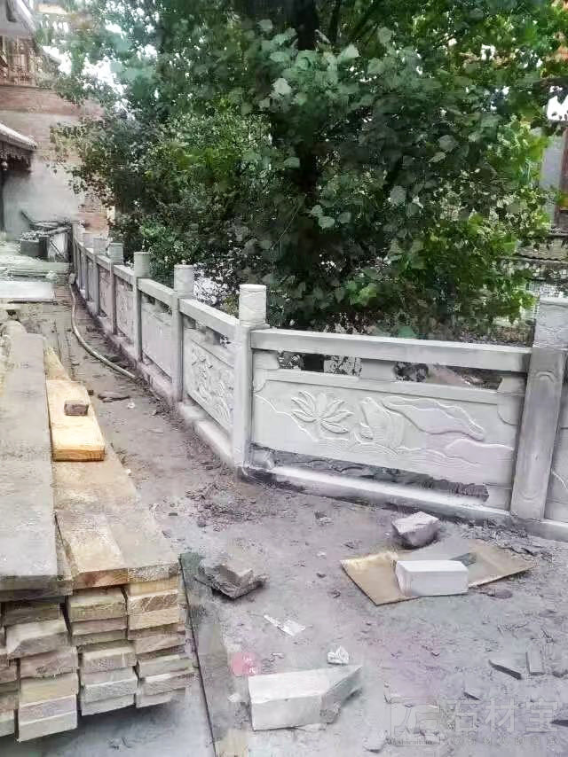 芝麻白栏杆