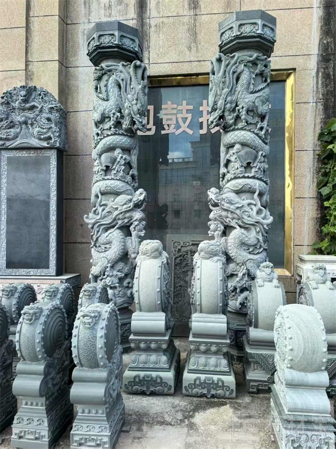 抱鼓石