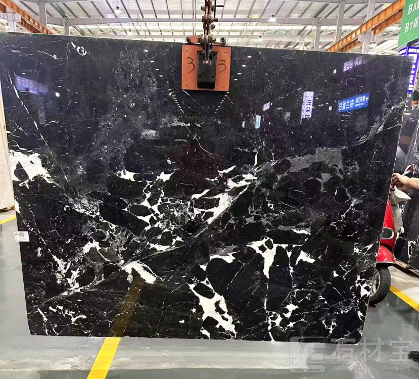 宝格丽黑