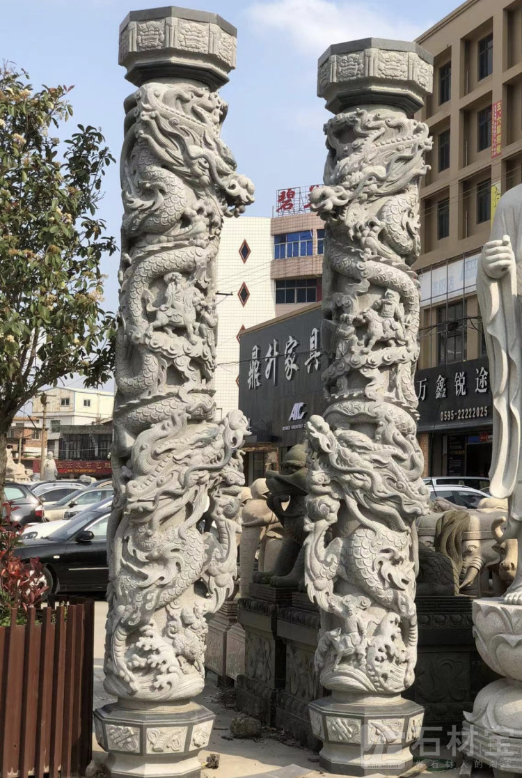 龙纹柱