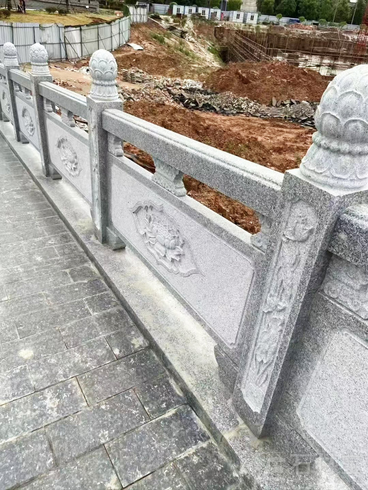 芝麻白栏杆