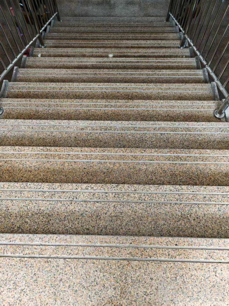楼梯踏步