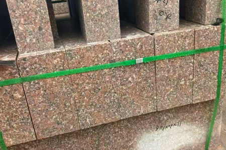 路沿石